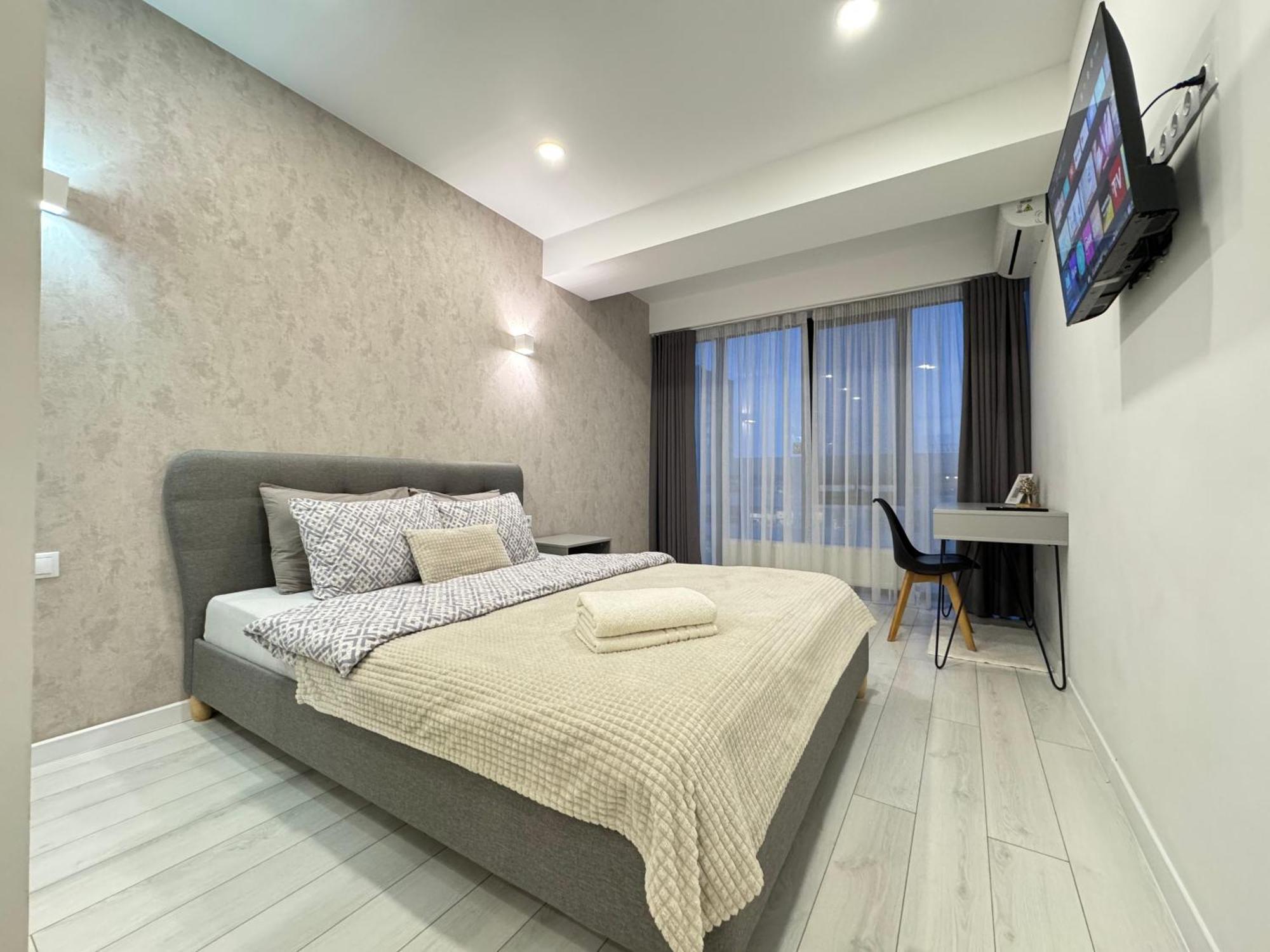 Rentnow Large And Cozy Apartment In The Center, Parking Chişinău Extérieur photo