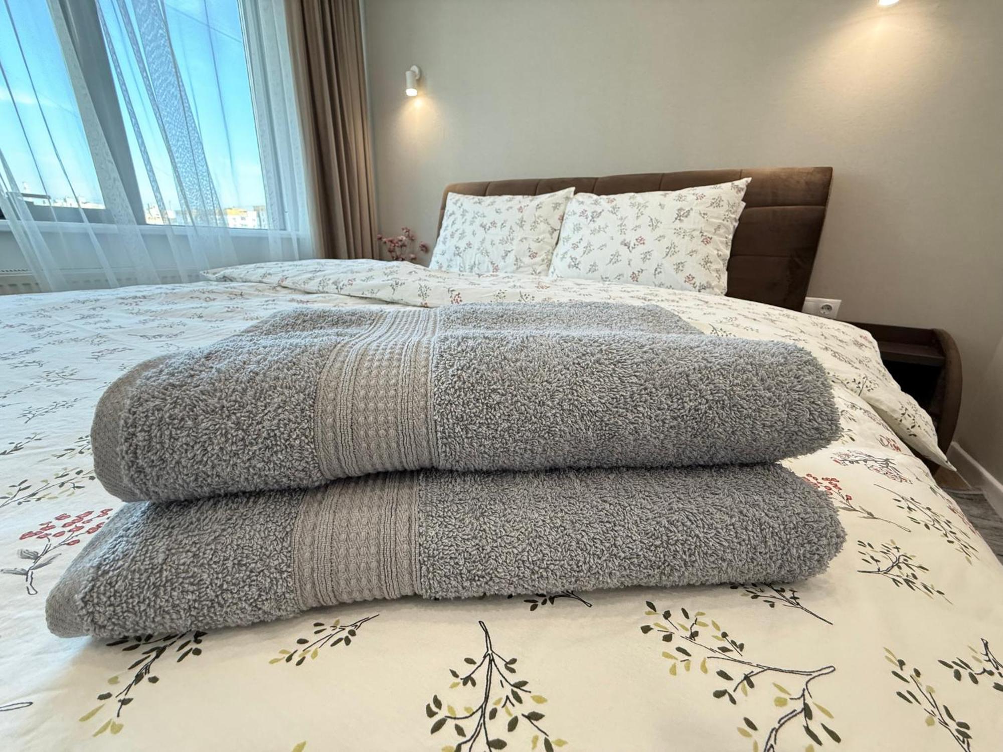 Rentnow Large And Cozy Apartment In The Center, Parking Chişinău Extérieur photo