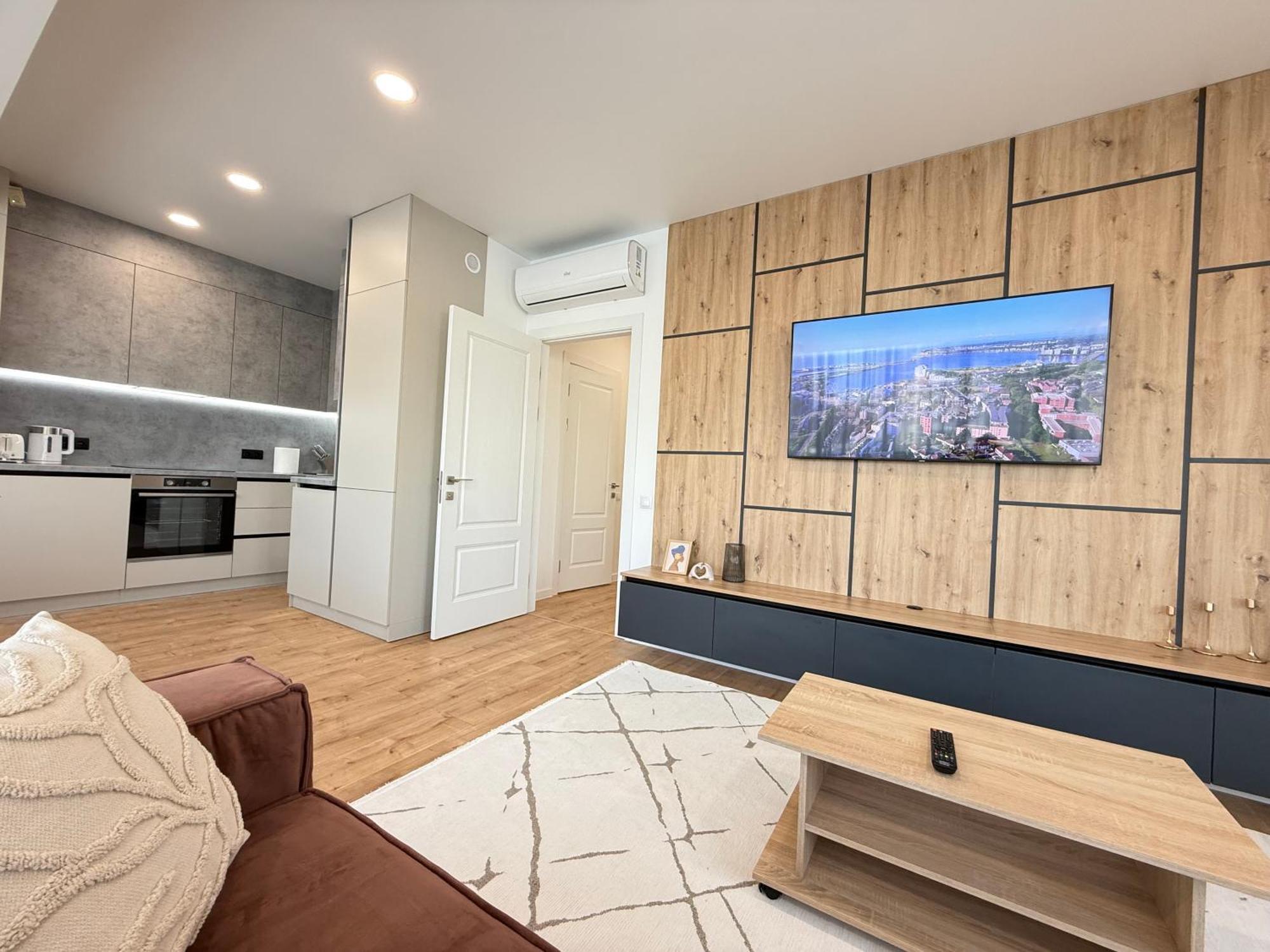 Rentnow Large And Cozy Apartment In The Center, Parking Chişinău Extérieur photo