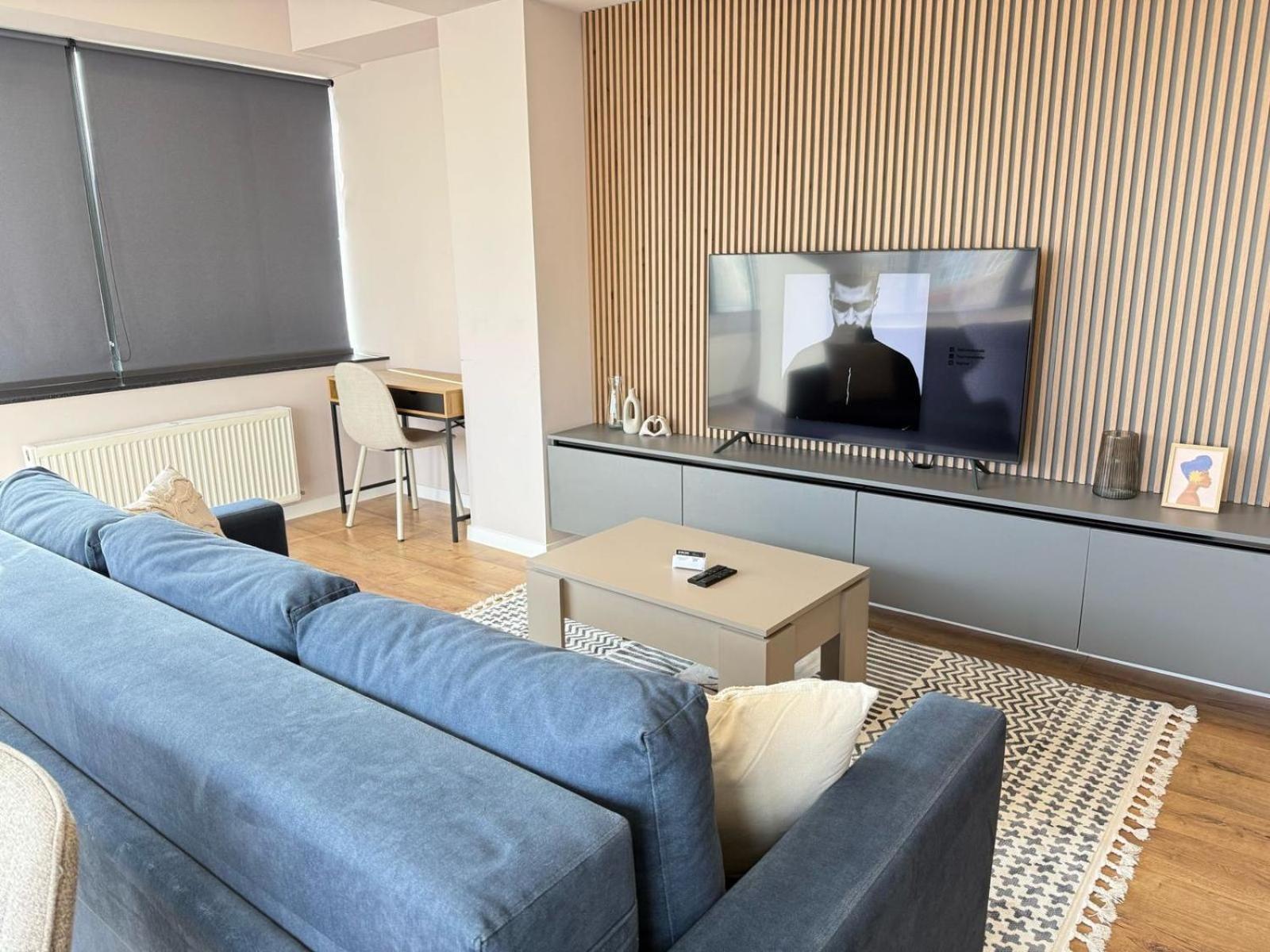 Rentnow Large And Cozy Apartment In The Center, Parking Chişinău Extérieur photo